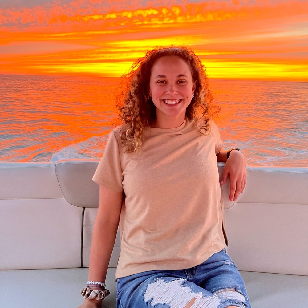 Meet your Posher, Emily